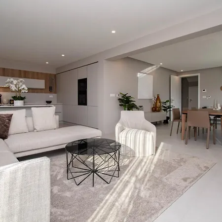 Villa Designer Luna Near The Sea In Volme ,