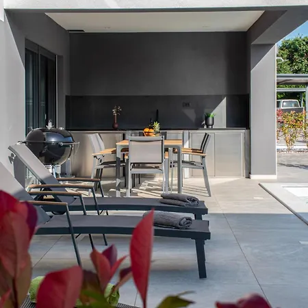 Villa Designer Luna Near The Sea In Volme , *