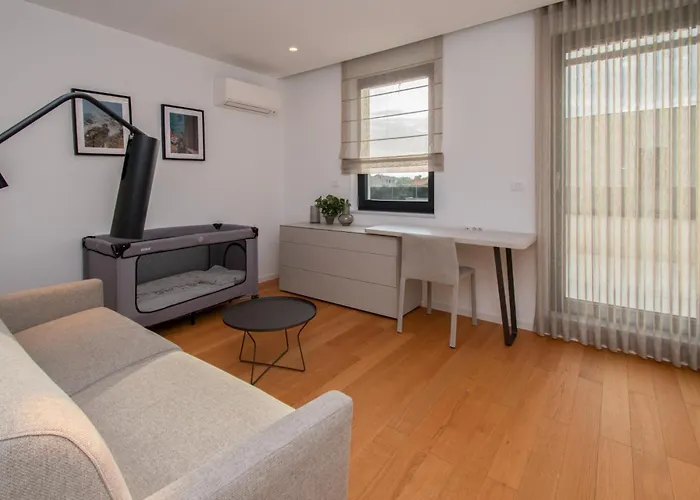 Vila Designer Luna Near The Sea In Volme ,