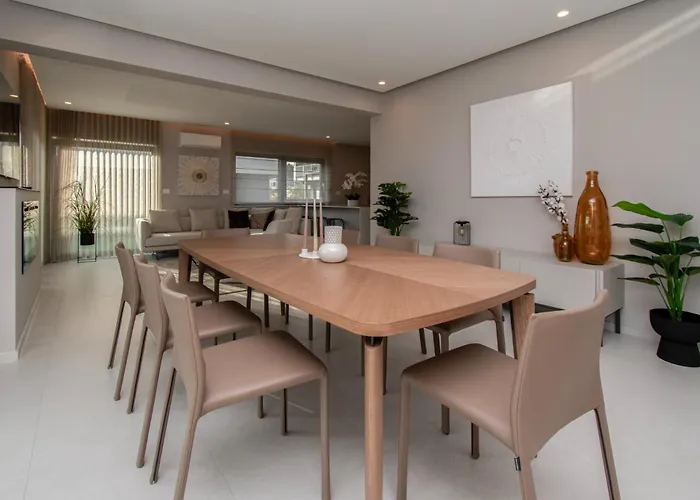 Designer Luna Near The Sea In Volme , *