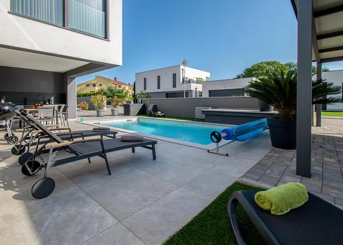 Vila Designer Luna Near The Sea In Volme , *